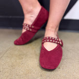 Corky's All Eyes On Me Cranberry Flats