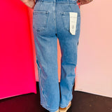 Risen Scallop Edge Jeans